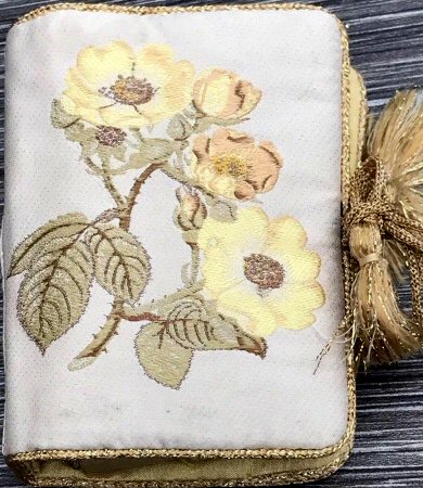 J & J Cash sewing kit with yellow flowers